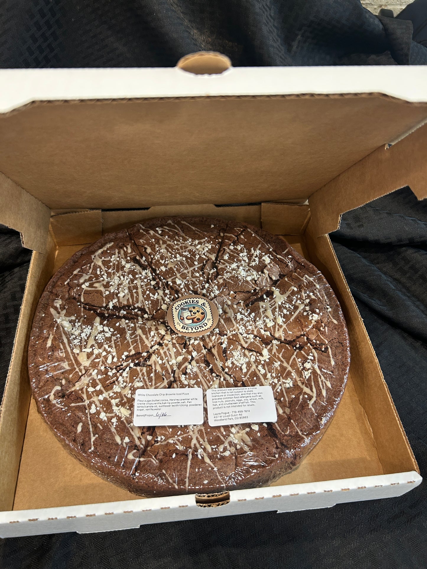 Brownie White Chocolate Chip Iced "Pizza"- 12" round